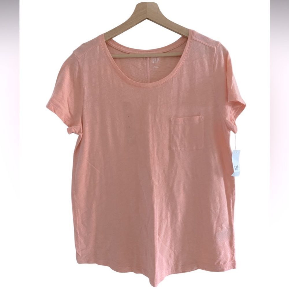 NWT GAP CORAL PINK‎ SHIRT SIZE LARGE